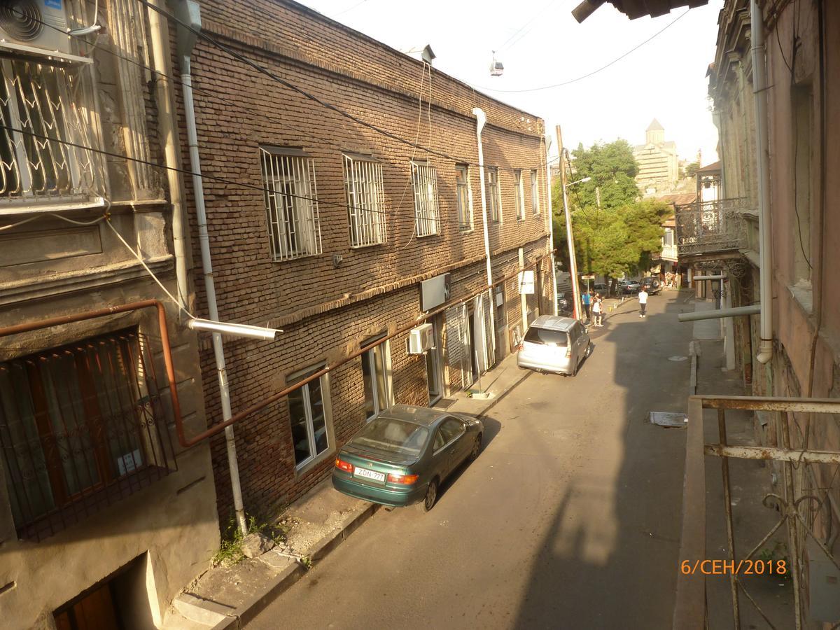 Jeki'S Apartment In Old Tbilisi Exterior photo