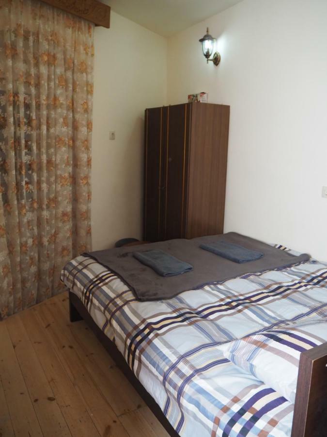 Jeki'S Apartment In Old Tbilisi Exterior photo